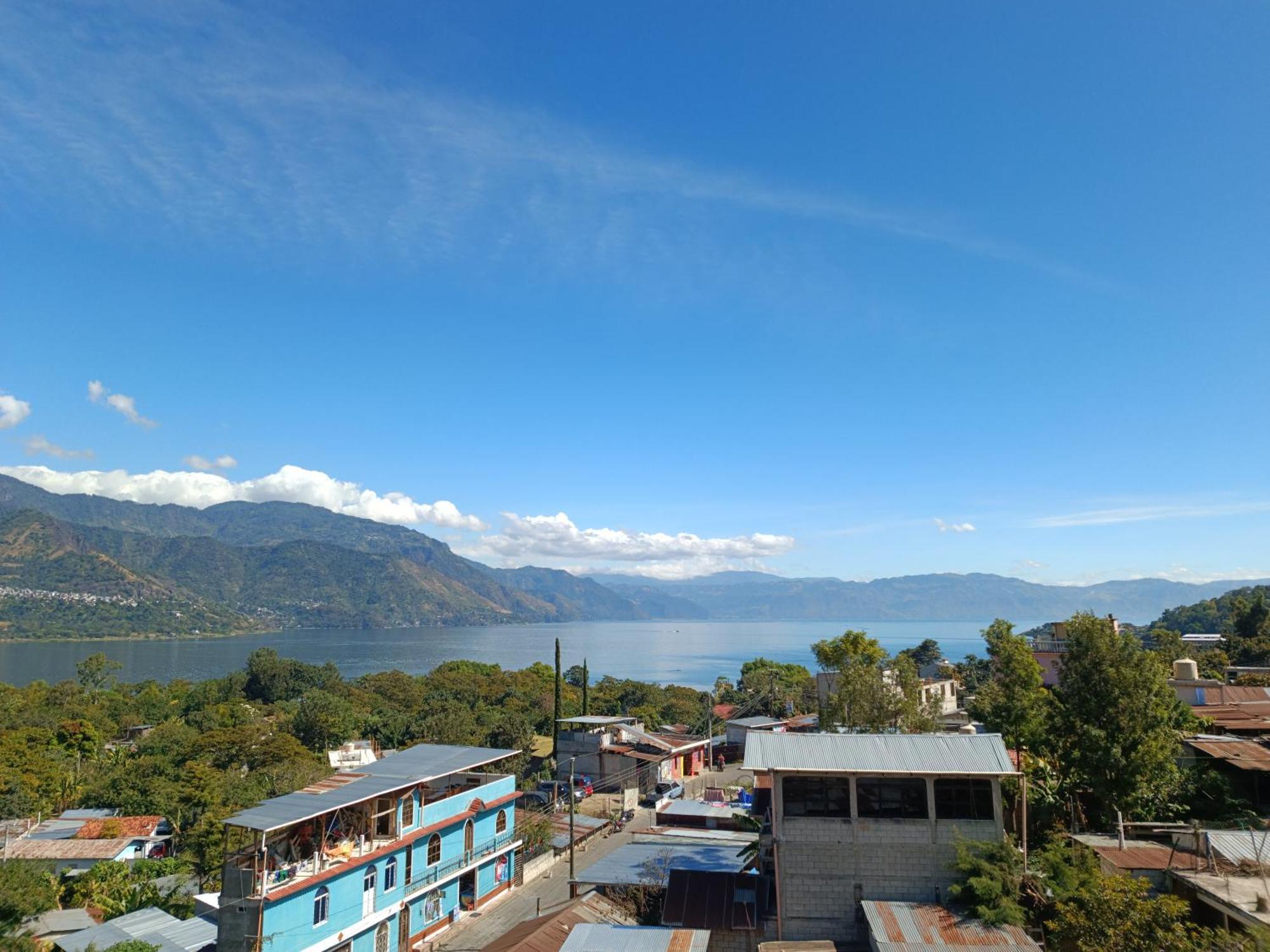 Hotel Casa Chikuwa San Juan La Laguna Esterno foto